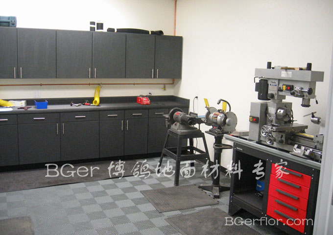 工業(yè)車間室內(nèi)耐磨耐壓地墊